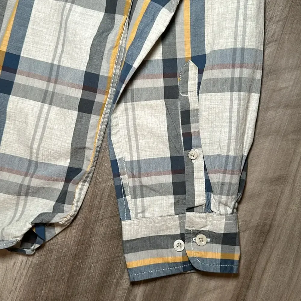 The North Face Long Sleeve Button Down Shirt - Large